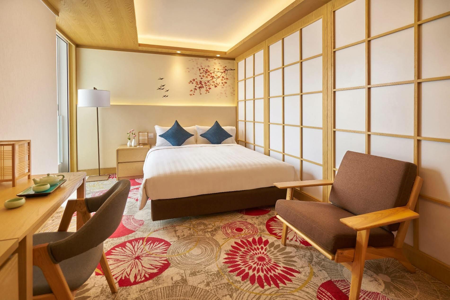 Hotel Cozi Resort Tuen Mun Гонконг Екстер'єр фото